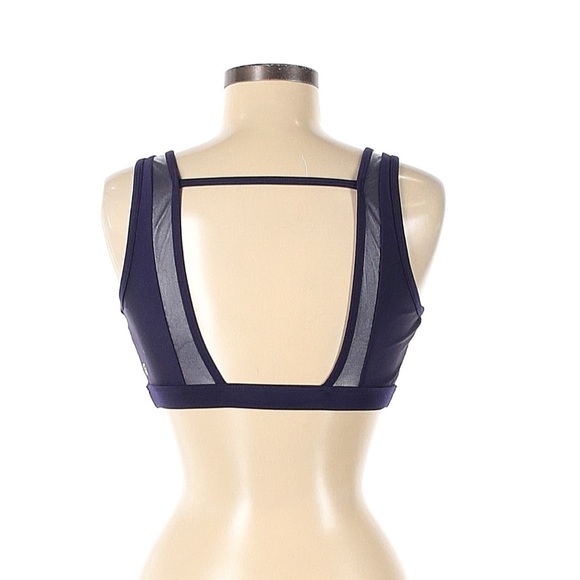 Women's Navy Blue Fabletics Sports Bra Size Medium - Picture 2 of 5